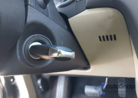 2014 Ford Fusion Se z USA, uszkodzony, nr VIN 3FA6P0HD1ER274687